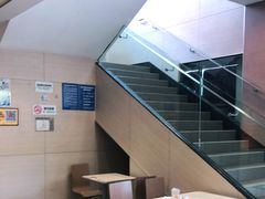 -麦当劳(得来速车道点餐 五里墩店)