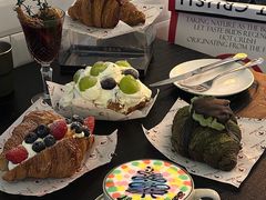 -HOT CRUSH趁热集合·现烤面包(环球港店)