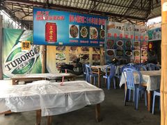 大堂-曼听小寨岩香宰傣家美食城(勐海路店)