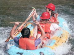 -安吉龙王山峡谷漂流