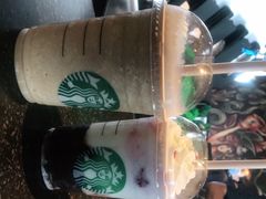 -星巴克(浦东机场T2到达店)