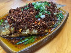热拌土鲫鱼-人和水上飘(第一家店)