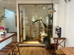 -有猫主题·治愈系猫咖(曾厝垵店)