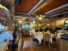 -火车头法国西餐厅