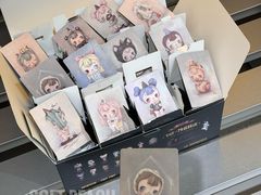 -泡泡玛特POPMART(蓝色港湾店)