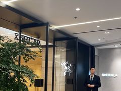 -ARC'TERYX始祖鸟(北京王府中环店)