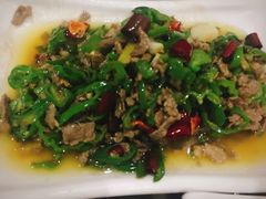 青椒牛肉-云南特色小吃店