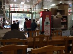 大堂-方中山胡辣汤(大学中路56号院店)