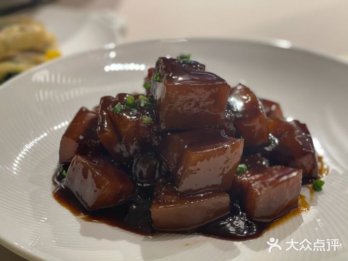 HOMES上海本帮菜(襄阳公园店)特色红烧肉图片