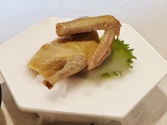 千禧盐水乳鸽-狮王府淮扬菜(老门东店)
