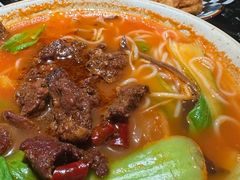 -粉八·云南米线·建水烧烤(常熟路店)
