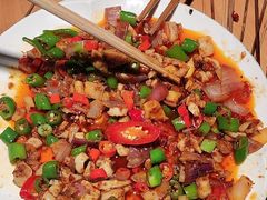 -大众跷脚牛肉馆·非遗传承单位(峨眉山店)