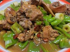 -超越海鲜屋(飞龙物业店)