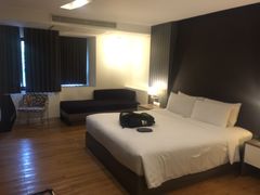 -西隆翠妮提酒店