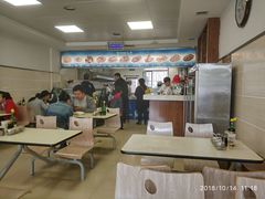 大堂-一头牛馅饼店总店(卫工街店)