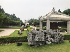 -上海市龙华烈士陵园