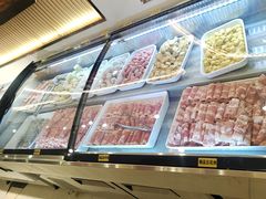 -嘎琉鲜切牛肉自助火锅