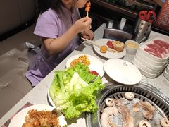-汉金城海鲜烤肉自助百汇(威海威高广场店)