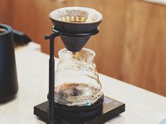 -彳亍咖啡·这里(水湾路店)