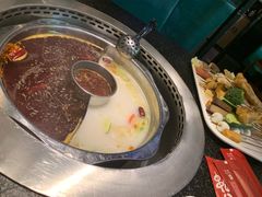 -佰人王串串香火锅(洋珠巷店)