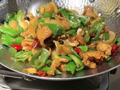 -小菜园新徽菜(镇江丹阳吾悦店)