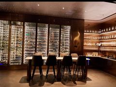 -wineapp葡萄酒餐吧(外滩金融中心店)