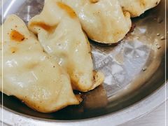 -黄阿姨锅贴大王(万航渡路店)