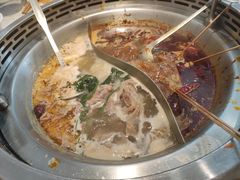 -渝悦花田·大骨火锅(尚贤居店)