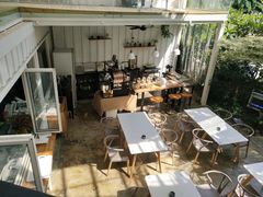 大堂-花苑里咖啡(威远店)