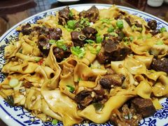 -壹阁胡羊焖饼(特色小吃街店)