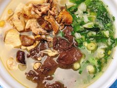 -文山荷鲜居(翠湖店)