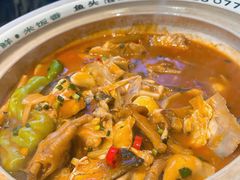 -魏铭鱼头捞饭(晋阳路店)