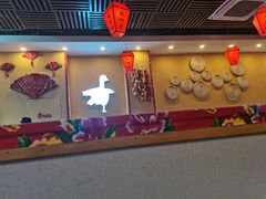 -炖四方东北铁锅炖·烧烤小龙虾(中豪国际店)