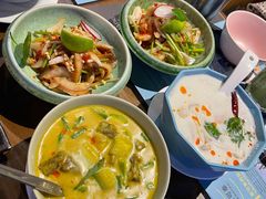 柠檬酸辣无骨凤爪-帕蓝·暹罗料理(曲阳店)