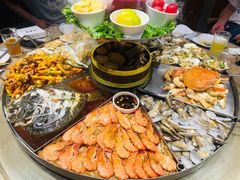 -日进一片海.生腌海鲜火锅.宵夜烧烤(三里屯总店)