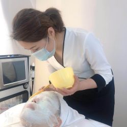 -纤纤玉手美甲美睫美容