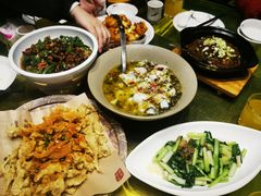 油渣炒广东菜心-辛香汇(大华第一坊店)