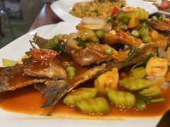 -Dang restaurant (patong phuket)