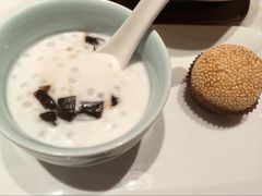美点双辉-荣兴酒家(徐家汇店)