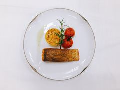 煎三文鱼柳-悦厅·下午茶(杭州柏悦酒店)