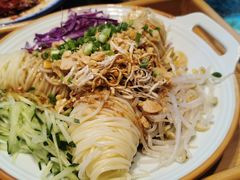 鸡丝凉面-川人百味(万达店)