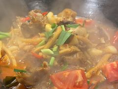 -富正毅三下锅·湘西韵味(天门山索道店)