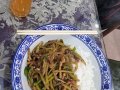 鱼香肉丝-清真尔卜餐厅(回民街店)
