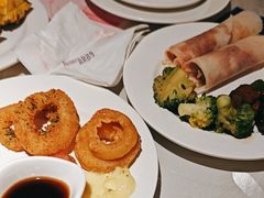 -四海一家自助餐(益田假日广场店)