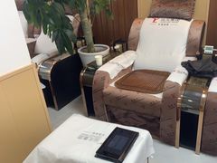 -郑远元专业修脚房(文三路九莲新村店)