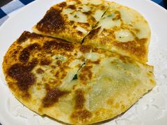 韭菜鸡蛋盒子-燕青小馆(东园大厦店)