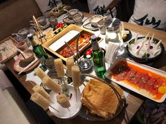 -尚尚仙·酸汤猪手·猪肚鸡火锅(华联万柳购物中心店)