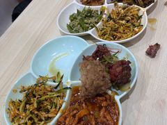 -晓宇盒饭(民安街店)