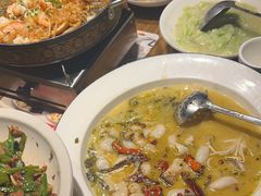 -爱碗亭·鲜炒湖南菜(壹城中心店)