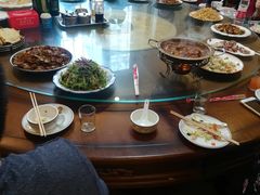 包厢-鑫顺园小骨头羊杂馆(塔湾店)